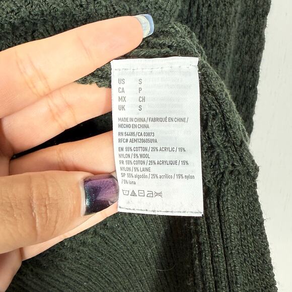 American Eagle Pullover Sweater Size Small Green V-Neck Cable Knit Preppy - Picture 9 of 9